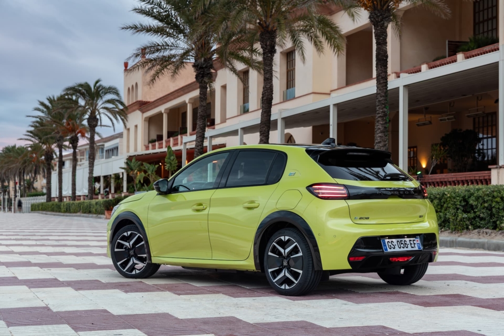 peugeot-valence-e-208-voiture-citadine-drome-occasion