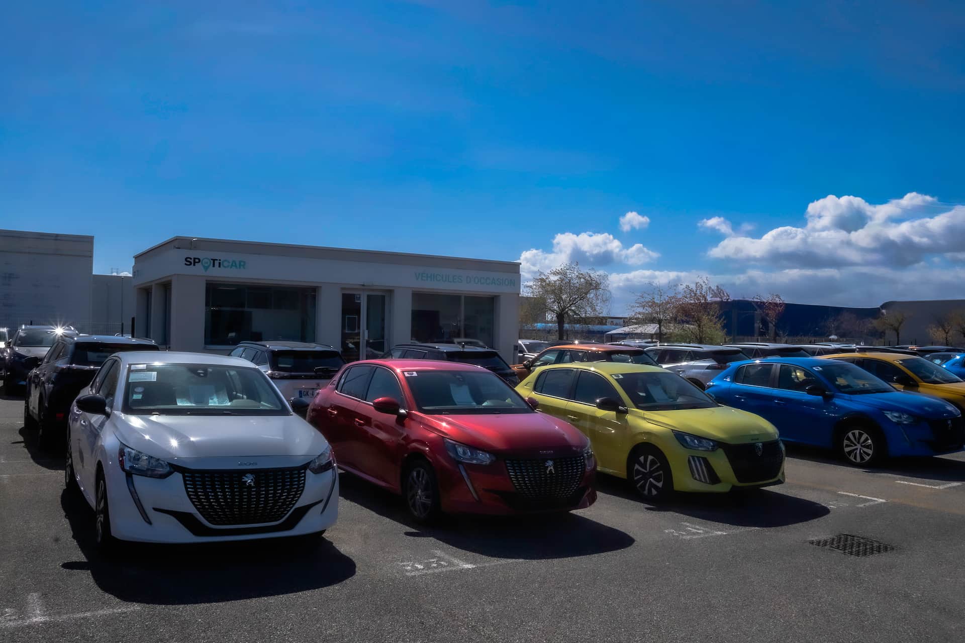 Acheter une voiture électrique d'occasion à Valence : Nos conseils fiabilité 2026